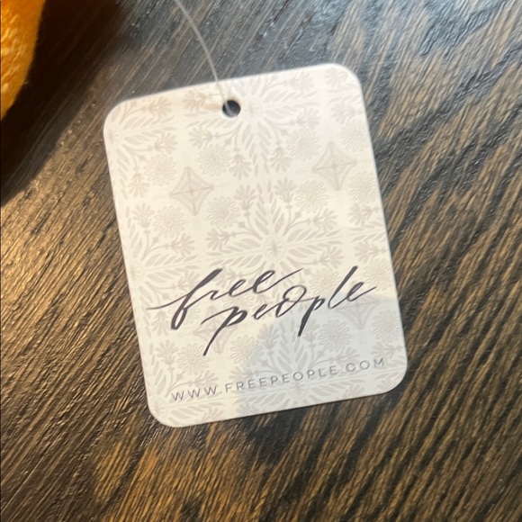 NWT NEW We The Free Yellow Free People Short Sleeve Tee Tank Top Sleeveless - Picture 3 of 7